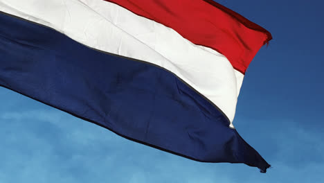 Dutch-flag-waving-in-slowmotion