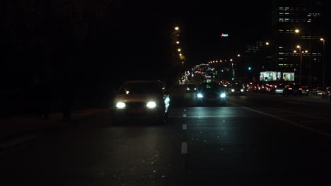 Light-cars-on-the-street-at-night