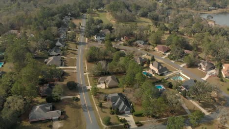 Aerial-View-of-Suburban-Landscape-in-Summerbrooke-in-Tallahassee,-Florida-USA