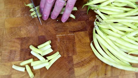 Slicing-Butter-Beans-with-a-Knife