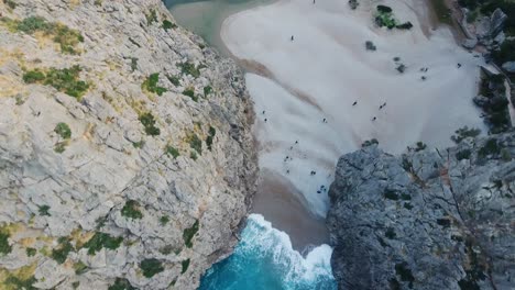 Mallorca-Sa-Calobra-Drohne-Draufsicht-In-4k---Atemberaubende-Landschaft---Touristischer-Besichtigungs-hotspot