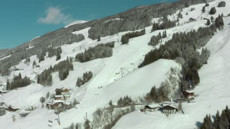Snow-Slopes-at-Saalbach-Ski-Resort-in-Austria-Winter-Landscape
