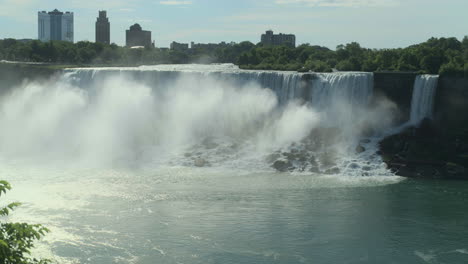 Push-into-the-American-Falls-from-the-Canadian-side
