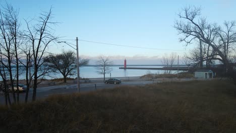 The-mouth-of-the-Muskegon-Channel-in-late-Fall,-early-Winter