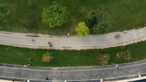 Fahrradfahren-Im-Park