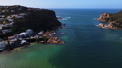High-angle-view-over-Knysna-Lagoon-and-The-Heads---famous-tourist-destination-along-Garden-Route,-South-Africa
