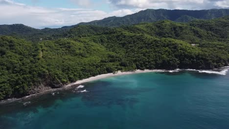 Aerial-view-of-a-paradisiacal-beach-in-Costa-Rica