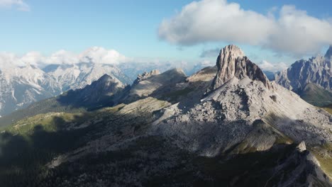 Aerial-wide-shot-of-Becco-Di-Mezzodi-mountains-in-Italian-Alps