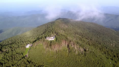Mt-Mitchell-Nc,-North-Carolina-Luftumlaufbahn-Der-Bergspitze