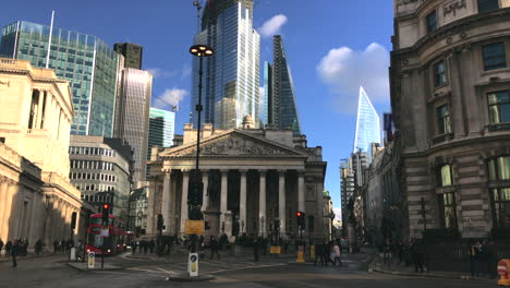 Fast-paced-financial-hub-The-Bank-of-England-and-The-Royal-Exchange-in-London-England