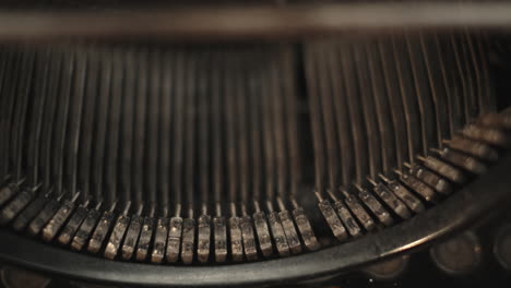 Slow-motion-typewriter-strikers-typing