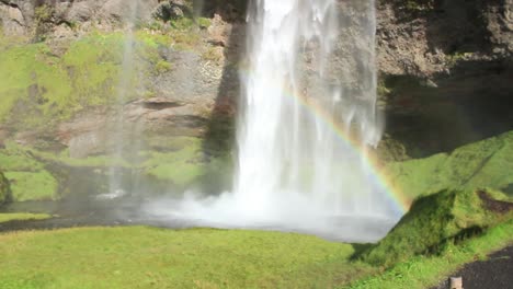 Icelandic-waterfall,-Seljalandsfoss-in-south-Iceland