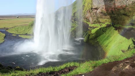 Isländischer-Wasserfall,-Seljalandsfoss-In-Südisland