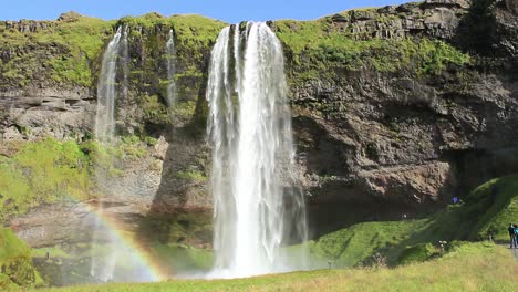 A-magnificent-Icelandic-waterfall,-famous-tourist-attraction,-Seljalandsfoss-in-south-Icelandi