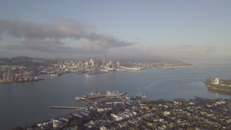 droneshot-flying-away-from-auckland-cbd-and-show-the-resident-area