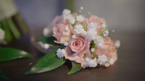 Blumen-Closeup-Schuss-Für-Die-Maid-Der-Braut-Hand-Blume-Handgelenk-Blume