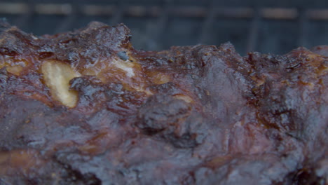 Extreme-close-of-spareribs-on-barbecue-grill