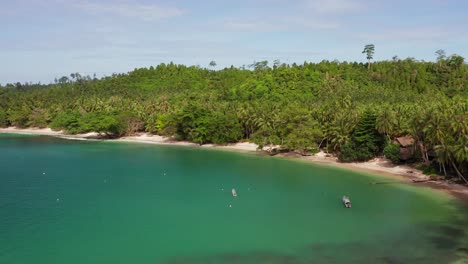 Revelando-Playa-Mentawai-Indonesia-Asia