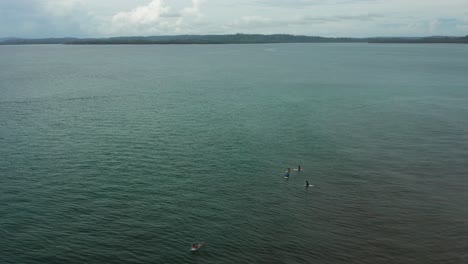 Surf-Amigos-En-Mentawai-Indonesia-Panorama
