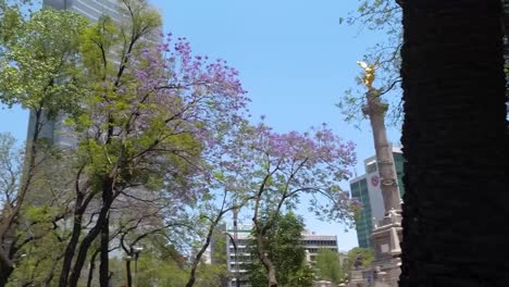 Ein-Blick-Auf-Den-Engel-Der-Unabhängigkeit-In-Mexiko-stadt