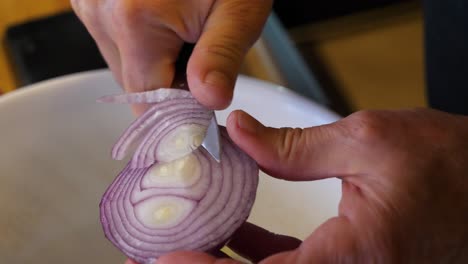 Cutting-an-Onion---Making-a-Salad-in-an-Italian-Kitchen-60fps-Slow-Motion