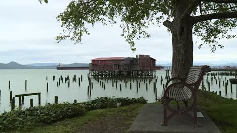 ASTORIA-OREGON-BENCH-LOOKING-OUT-AT-WATER
