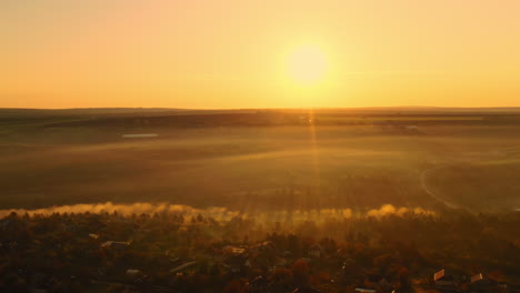 Schöner,-Filmreifer-Sonnenaufgang-In-Moldawien