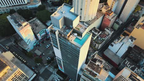 pool-rooftop-building-sao-paulo-streets-drone-copan