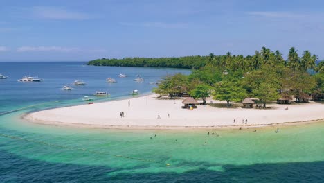 White-Sand-Beach-On-Remote-Island-In-Boracay,-Philippines