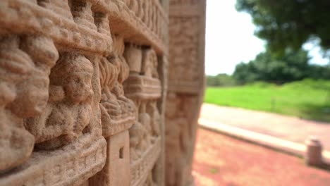The-Great-Stupa-Pillar-Carvings-At-Sanchi-Near-Bhopal-In-Madhya-Pradesh,-India
