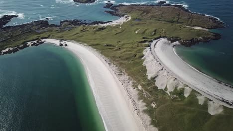 Luftbild-Von-Clifden-Sandstrand-Und-Wiesen-In-Connemara,-Irland