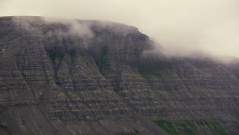 Foggy-mountainscape-time-lapse,-Iceland