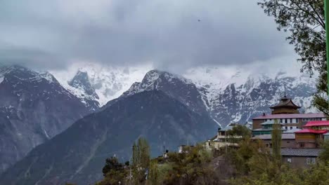 HD-Timelase-Eines-Klosters-In-Kalpa,-Himachal-Pradesh