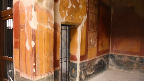 Ruins-of-famous-Pompeii-city,-Italy.House-of-Menander