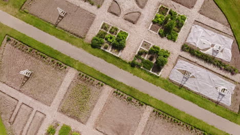 Spinning-aerial-drone-footage-of-botanic-garden