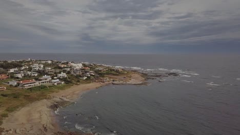 Aerial-shot-of-beach-from-Jose-Ignacio,-Uruguay