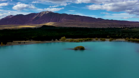 Epischer-Drohnenschuss-Lake-Ruataniwha-Mackenzie-Basin-Neuseeland-Südinsel