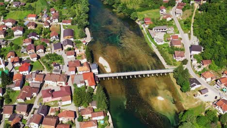 Bridge-over-Una-river-in-Kulen-Vakuf,-Ostrovica,-Bosnia