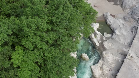 Serio-river-with-its-crystalline-green-waters,-Bergamo,-Seriana-valley,Italy