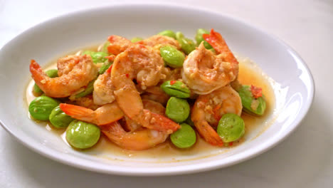 Stir-Fried-Twisted-Cluster-Bean-with-Shrimp---Thai-food-style
