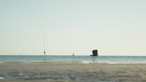 Fischfang-Am-Strand.-Statisch