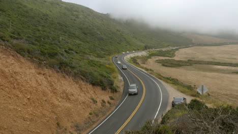 Highway-1-Entlang-Der-Pazifischen-Küste-In-Big-Sur-State-Parks-In-Kalifornien,-USA,-Aufgenommen-In-4k-Hoher-Auflösung