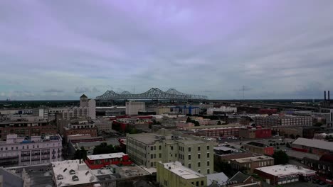 Luftvideo-Der-Brücke-über-Den-Mississippi-In-New-Orleans,-Louisiana