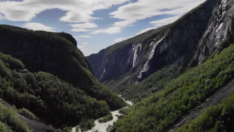 Hardangervidda-national-park,-Norway.-4k-drone-footage