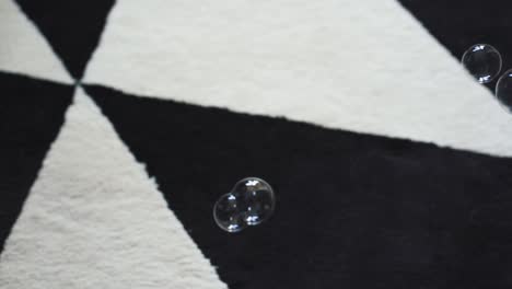 Two-circles-bubbles-interact