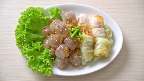 Steamed-Rice-Skin-Dumplings-and-Steamed-Tapioca-Dumplings-with-Pork