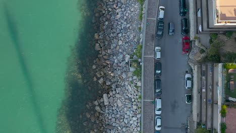Drohnenaufnahme-Eines-Strandes-In-Ligurien