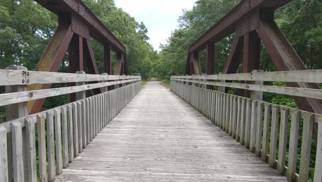 Old-train-bridge-converted-to-pedestrian-bridge