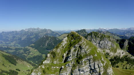 Stunning-Landscape-Of-La-Dent-de-Jaman-Summit-Above-The-Montreux,-Situated-North-Of-The-Rochers-de-Naye,-Swiss-Alps,-Vaud,-Switzerland---aerial-drone