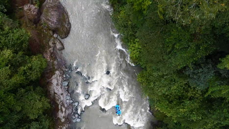 aerial-view-reveal-epic-white-water-rafting-in-Costa-Rica-jungle